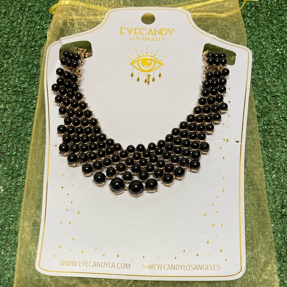 NWT EyeCandy Black Pea necklace (OKPM-07-228)